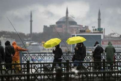 İstanbul Güne Yağmurla Başladı Dikkat